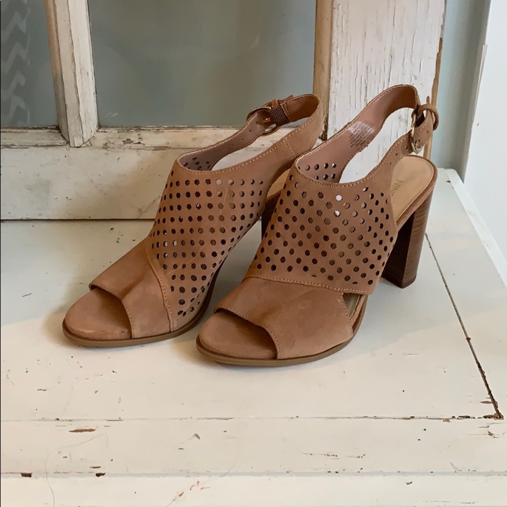 Nine West suede shoes. NWOT